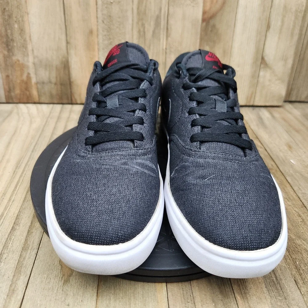 Nike SB Check Solarsoft Mens size 8 Canvas Black Skate Shoes 843896-001